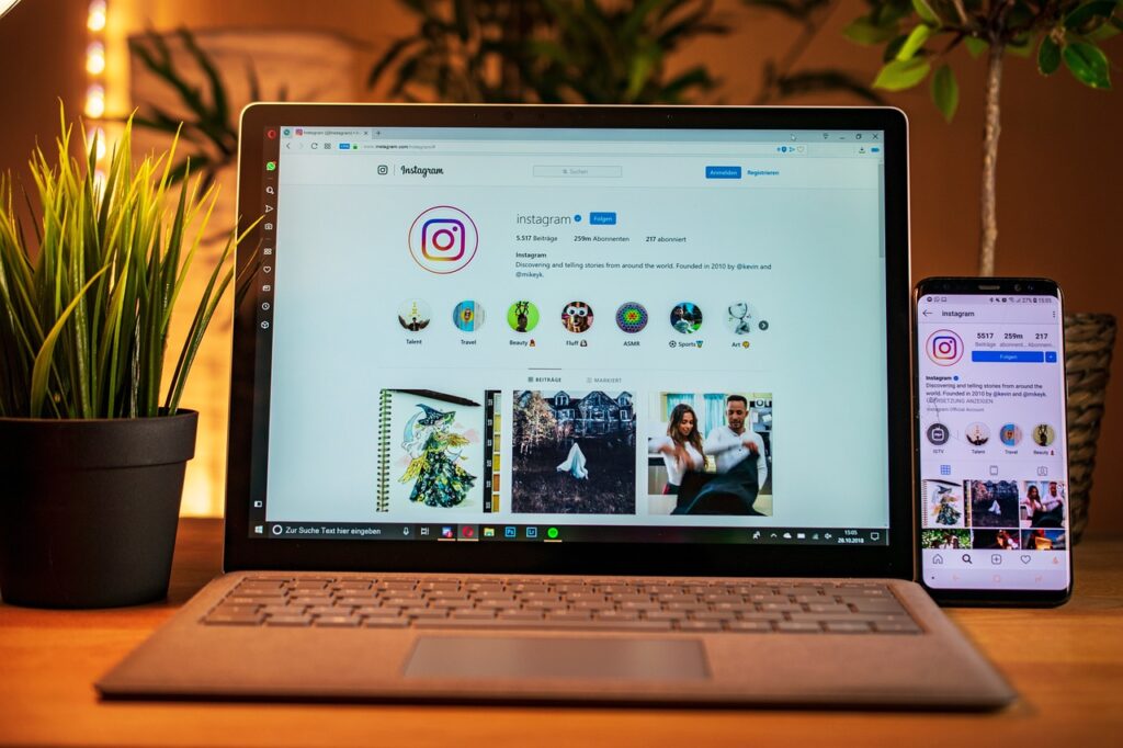 laptop, mobile, instagram, social media, smartphone, computer, notebook, office, internet, technology, desk, macbook, monitor, influencer, instagram icon, pc, instagram, instagram, instagram, instagram, instagram